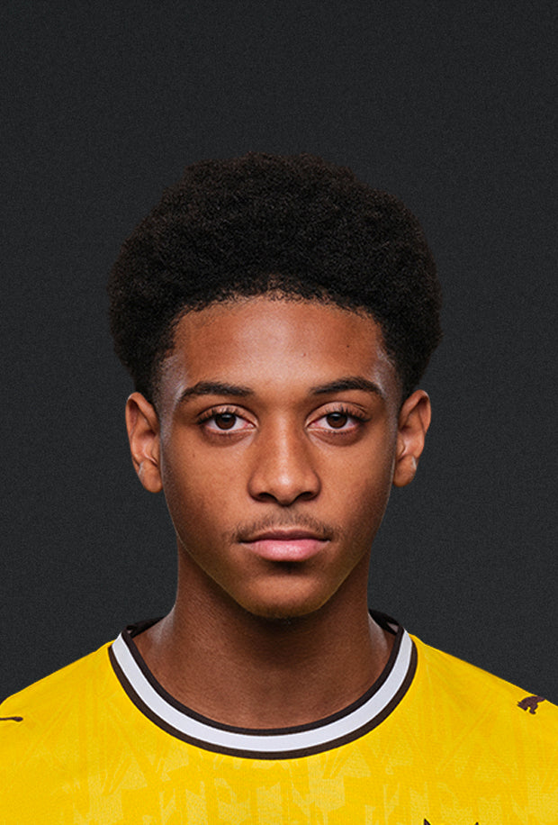 44 - Enzo dos Santos