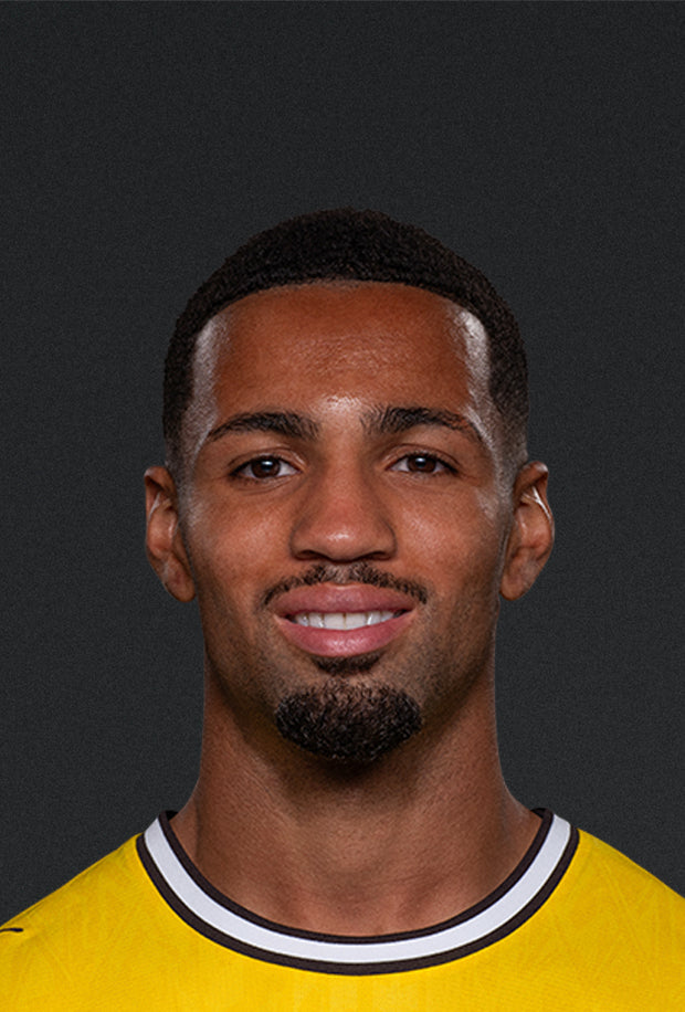 18 - Ethan Nwaneri