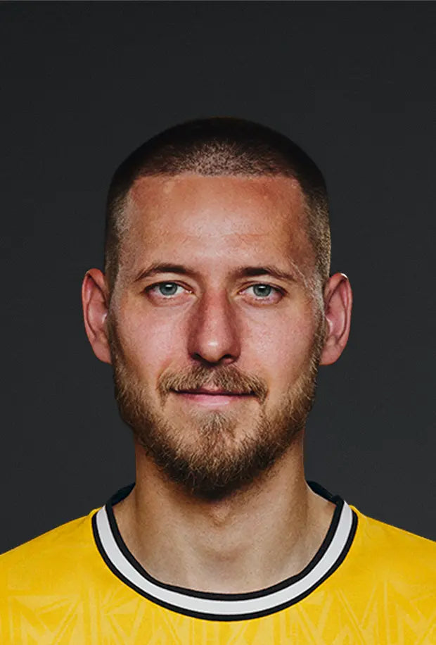 3 - Waldemar Anton
