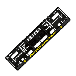 Porte-plaque d'immatriculation noir avec l'inscription jaune « Nous te suivrons où que tu ailles » et l'emblème du BVB. Produit officiel du Borussia Dortmund destiné aux voitures.