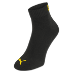 Schwarzgelbe BVB-Quarter-Socken im 3er-Pack, designt von Puma, mit sichtbarem PUMA-Logo auf der Sockenspitze und BVB-Logo am Bund.