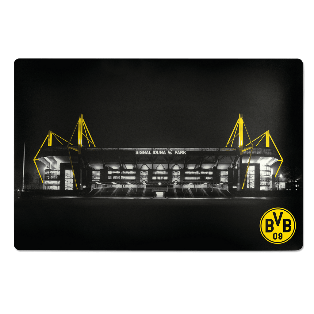Sous-main du Borussia Dortmund aux couleurs noir et jaune, orné d'une photo nocturne du SIGNAL IDUNA PARK et du logo du BVB en bas à droite.