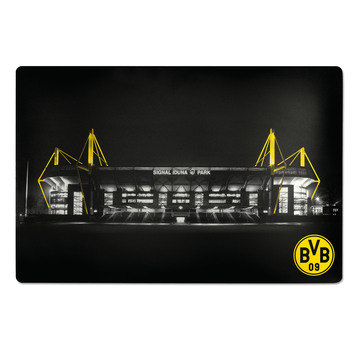 多特蒙德足球俱乐部（Borussia Dortmund）的黑色和黄色桌垫，上面印有西格纳伊杜纳公园球场（SIGNAL IDUNA PARK）的夜景照片，右下角印有BVB徽标。