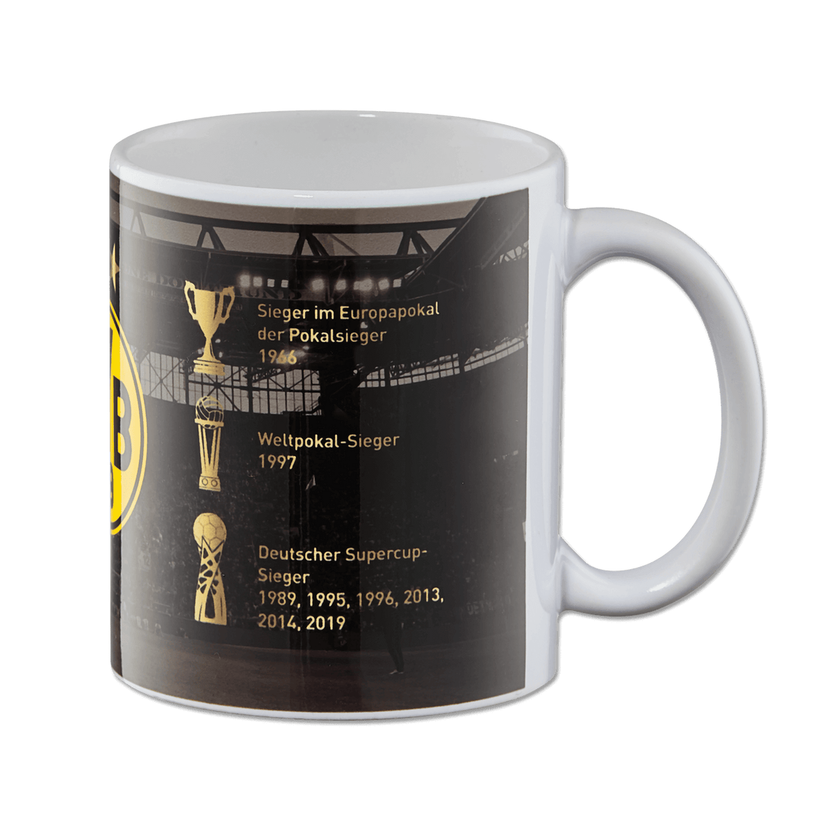 Erfolgstasse von Borussia Dortmund in weiß mit schwarzgelbem Logo, Trophäen, Siegesjahreszahlen und Stadionmotiv im Design.
