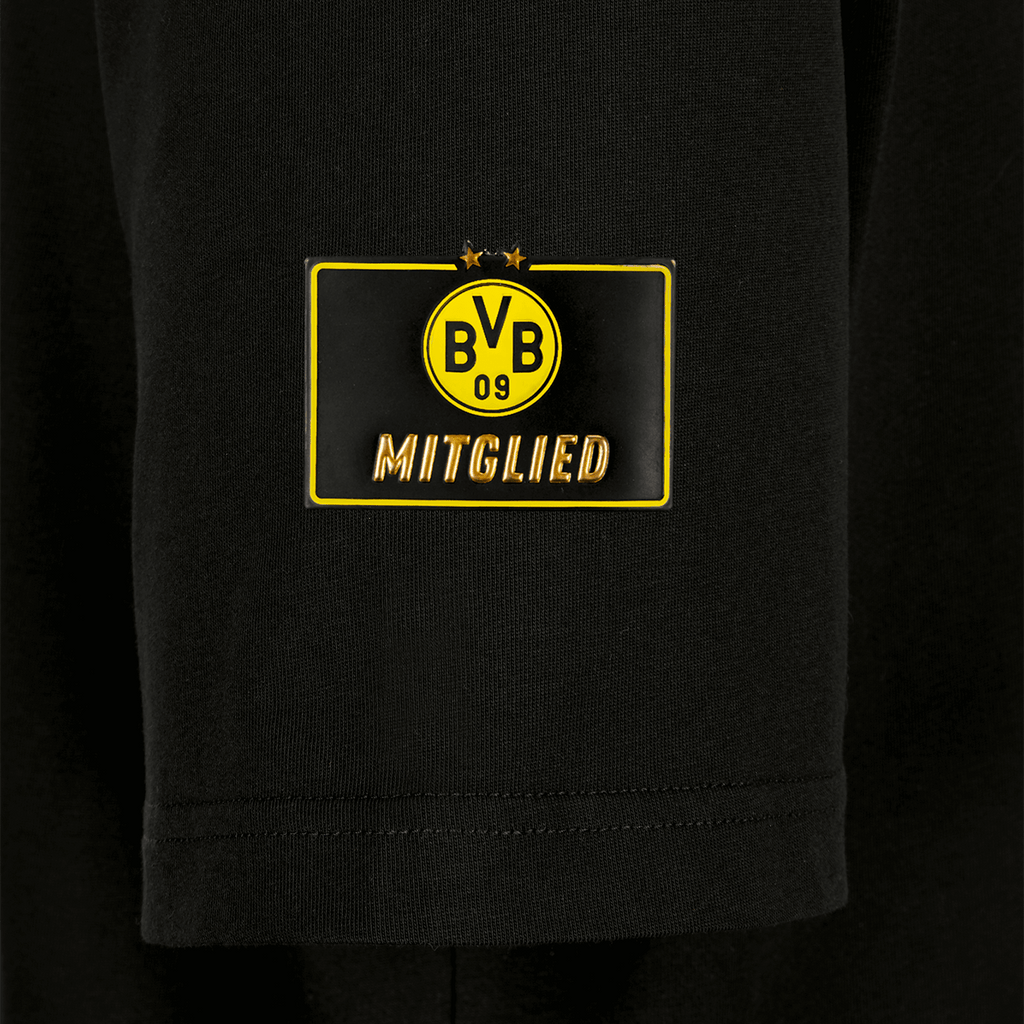 Maglietta nera per i soci del BVB con il logo giallo del BVB e la scritta “Mitglied” sulla manica, ideale per i veri tifosi.