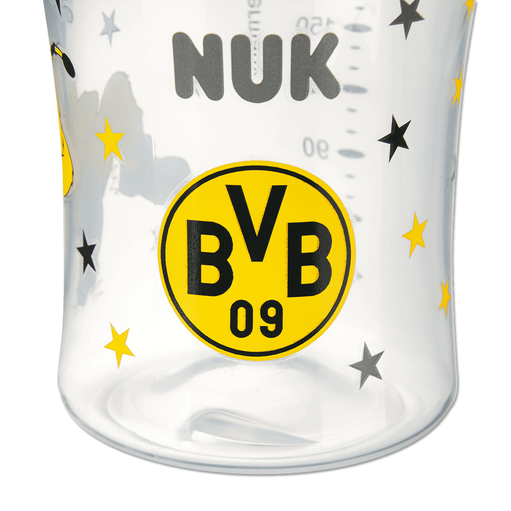 Transparenter NUK-Trinkbecher mit schwarzgelbem BVB-Logo, umgeben von gelben und schwarzen Sternen, ein perfekter Fanartikel für Kinder.