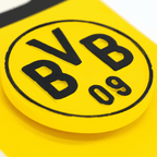 Magnete del BVB nei colori nero e giallo con lo stemma del Borussia Dortmund e il logo “09”, ideale come gadget per i tifosi e come accessorio.