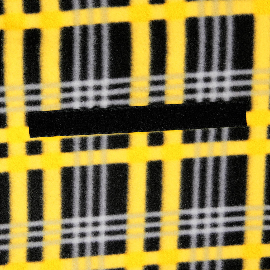 Manta de picnic negra y amarilla del Borussia Dortmund con estampado a cuadros, ideal para los aficionados y para actividades al aire libre.
