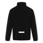 Die Rückansicht einer schwarzfarbenen BVB Softshelljacke für Kinder, schlichtes Design mit reflektierendem Detail.