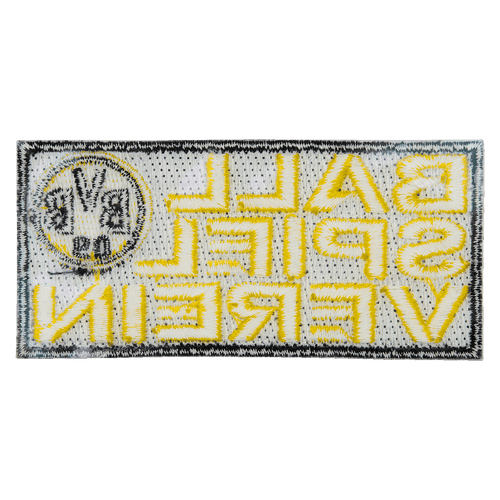 Stoffaufnäher von Borussia Dortmund mit gelber Stickerei ‚Ballspielverein‘ und BVB-Logo, ideal für Fans.