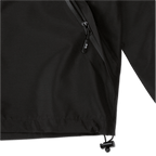 Chaqueta impermeable negra del BVB con detalle de cremallera, cordón en el bajo y diseño discreto, ideal para actividades al aire libre.