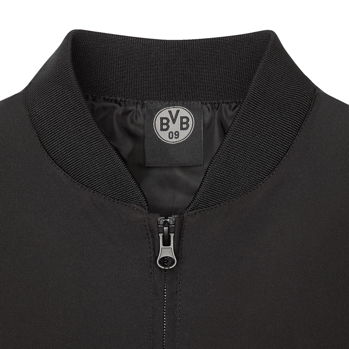 Schwarze BVB Übergangsjacke mit BVB-09-Logo und Reißverschluss, ideal für Fans von Borussia Dortmund.