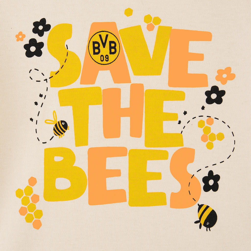 Maglietta BVB per neonati con una vistosa stampa “Save the Bees”, composta dal logo BVB, scritte gialle e nere e illustrazioni di api, fiori e favi su tessuto chiaro.