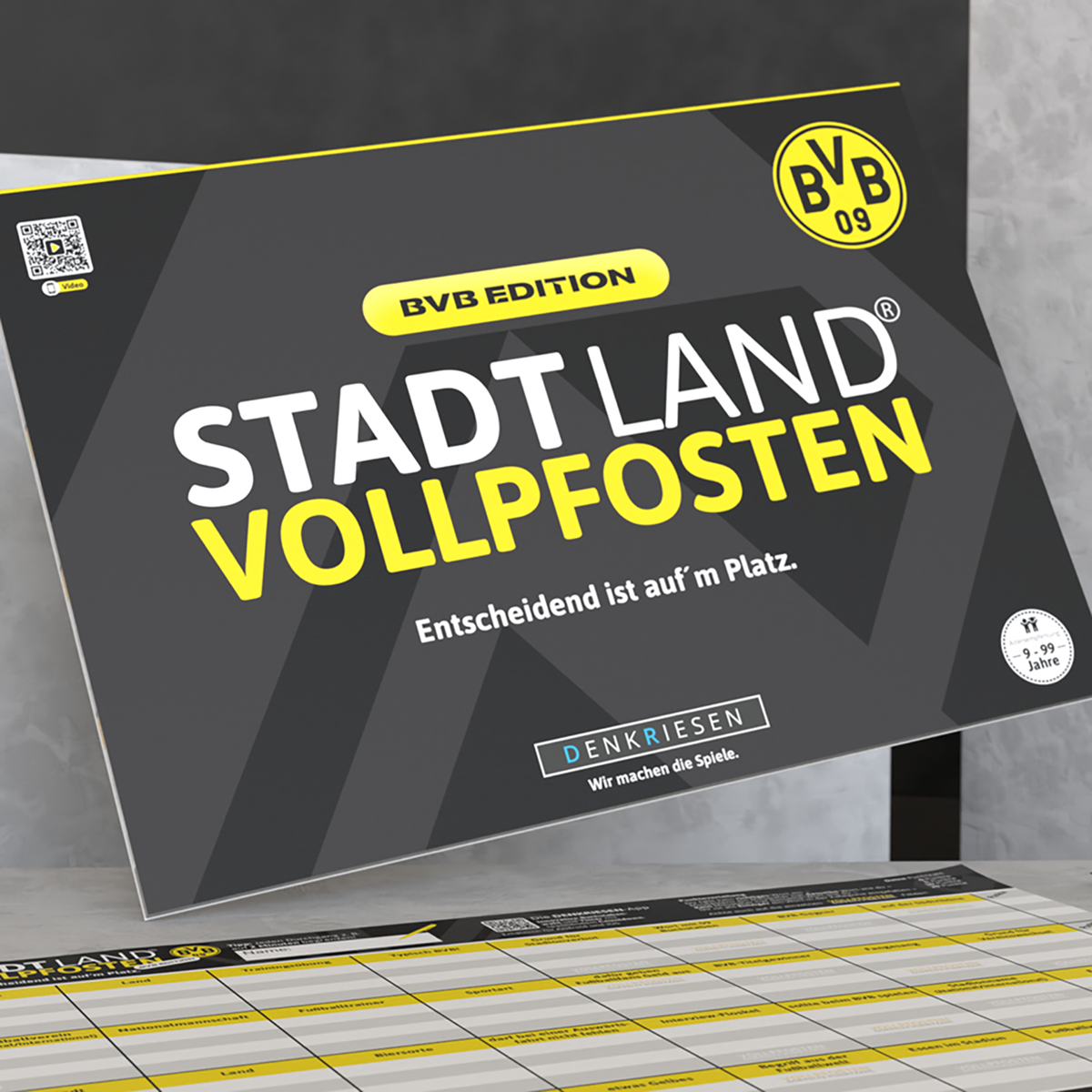 BVB-Edition des Spiels Stadt Land Vollpfosten mit schwarzgelbem Design, BVB-Logo und Denkspiel-Elementen. Perfekt für Fans von Borussia Dortmund.