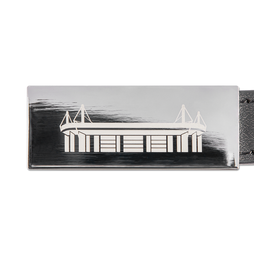 Borussia Dortmund keychain featuring a stylized image of SIGNAL IDUNA PARK in a black-and-silver design—the perfect accessory for BVB fans.