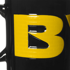 Tazza 3D con design nero e giallo e logo BVB ben visibile, ideale per i tifosi del Borussia Dortmund come accessorio o regalo.