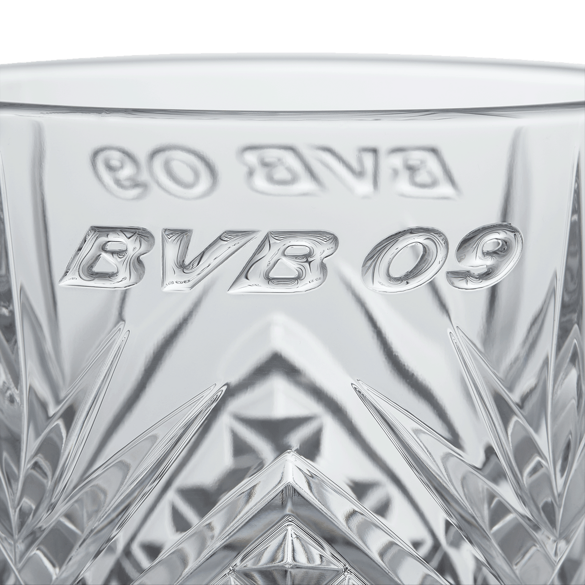 Set da 2 bicchieri BVB di alta qualità in cristallo con un'elegante incisione del logo BVB 09, perfetti per i tifosi e i collezionisti.