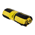 Couverture polaire BVB toute douce, avec un motif à rayures noires et jaunes et le logo officiel du BVB sur l'emballage, idéale pour les supporters et les journées fraîches.