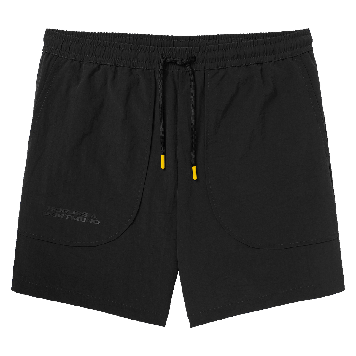 Schwarze BVB-Shorts mit gelben Kordelenden, hochwertigem Material und Borussia Dortmund-Logo auf der Vorderseite, ideal für Sport oder Freizeit.