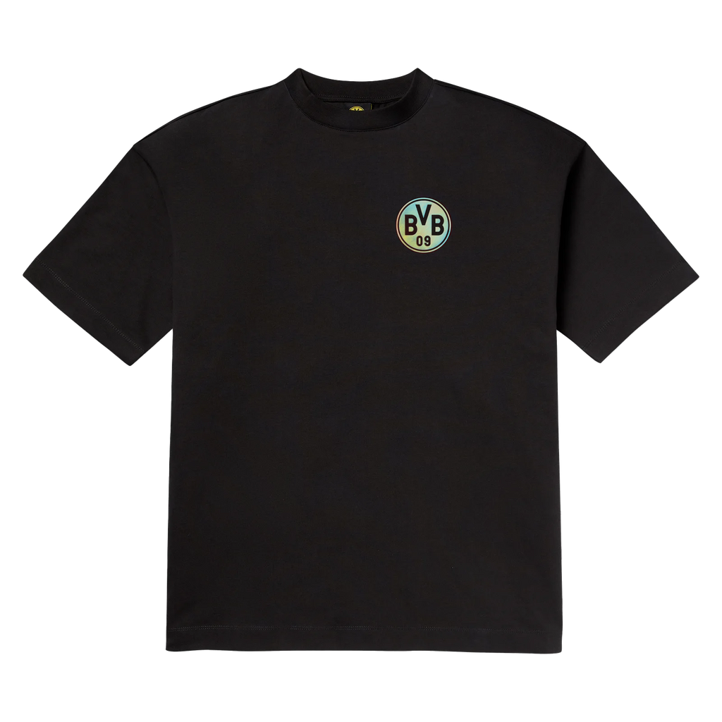 Camiseta negra del BVB de manga corta con el logotipo del BVB 09 en colores del arcoíris en el pecho, artículo para los seguidores del Borussia Dortmund.