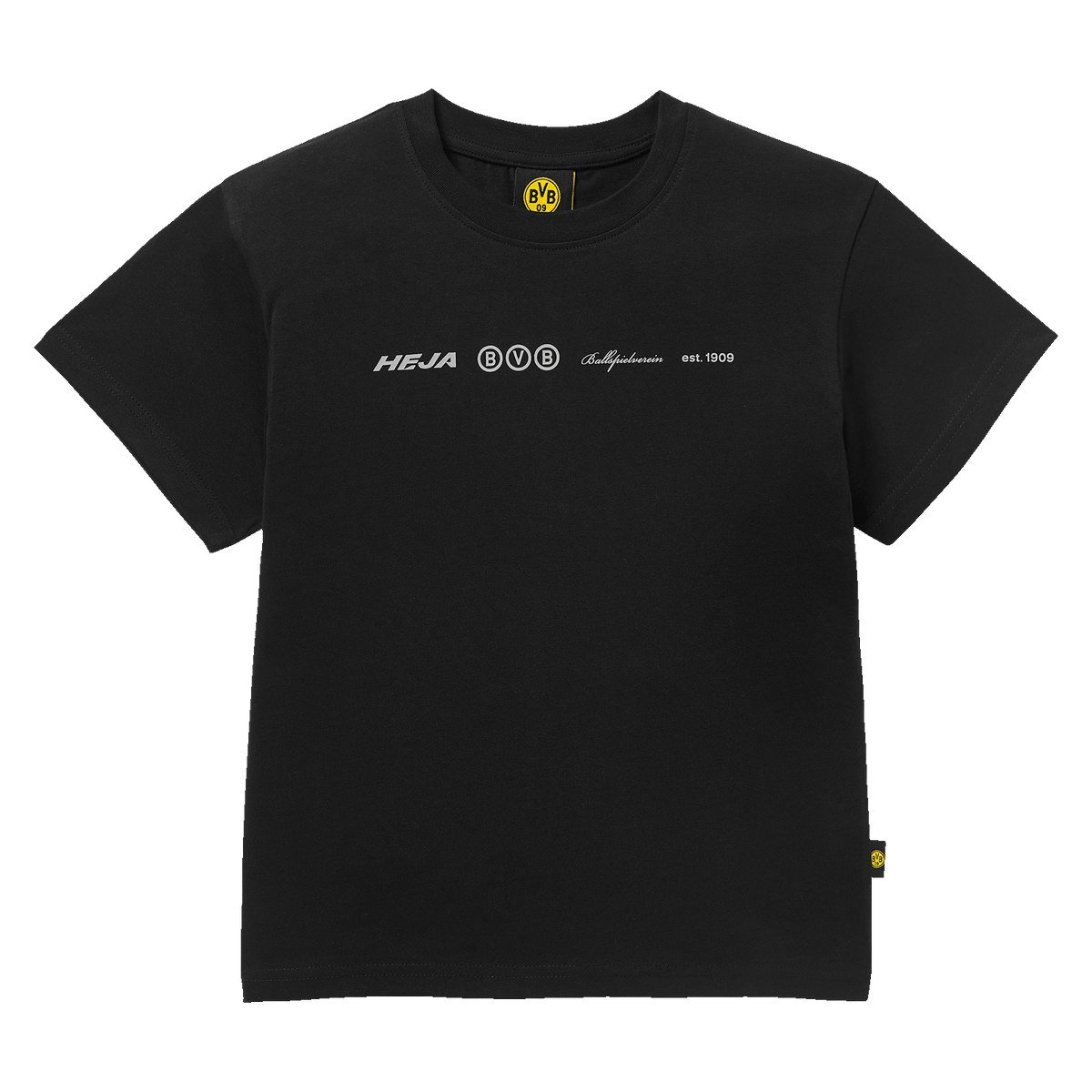 Maglietta nera da bambino dal taglio oversize con logo BVB, scritta “Heja BVB” e la dicitura “est. 1909”, ideale per i tifosi del Borussia Dortmund.