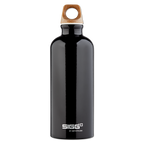 Schwarze BVB SIGG Trinkflasche aus Aluminium mit 0,6 Liter Fassungsvermögen, Holz-Schraubverschluss und SIGG-Logo auf der Vorderseite.