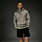 Le short de survêtement BVB Essentials noir allie confort et style : il est idéal pour les supporters et les loisirs.