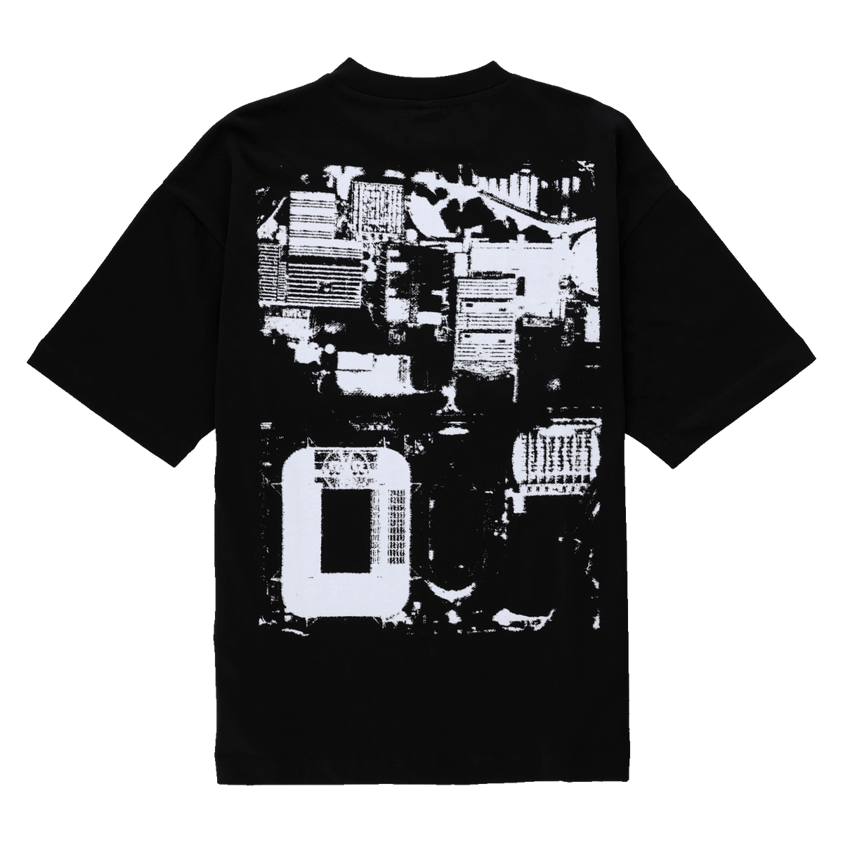 Rückansicht eines schwarzen BVB T-Shirts mit auffälligem weißem, abstraktem Design. Fanartikel von Borussia Dortmund.