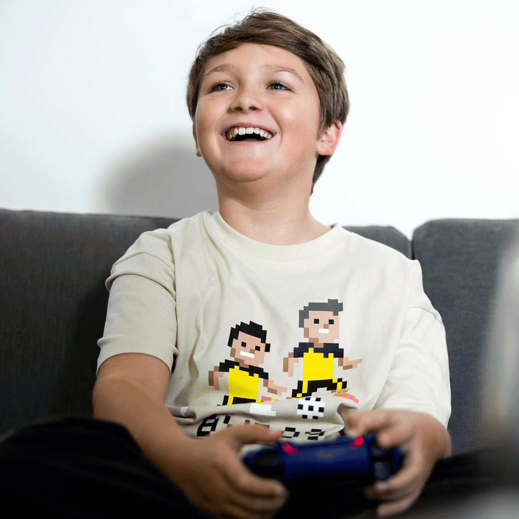 BVB Gaming T-shirt for kids in off-white with pixel art soccer players—perfect for young Borussia Dortmund fans—comfortable and stylish.