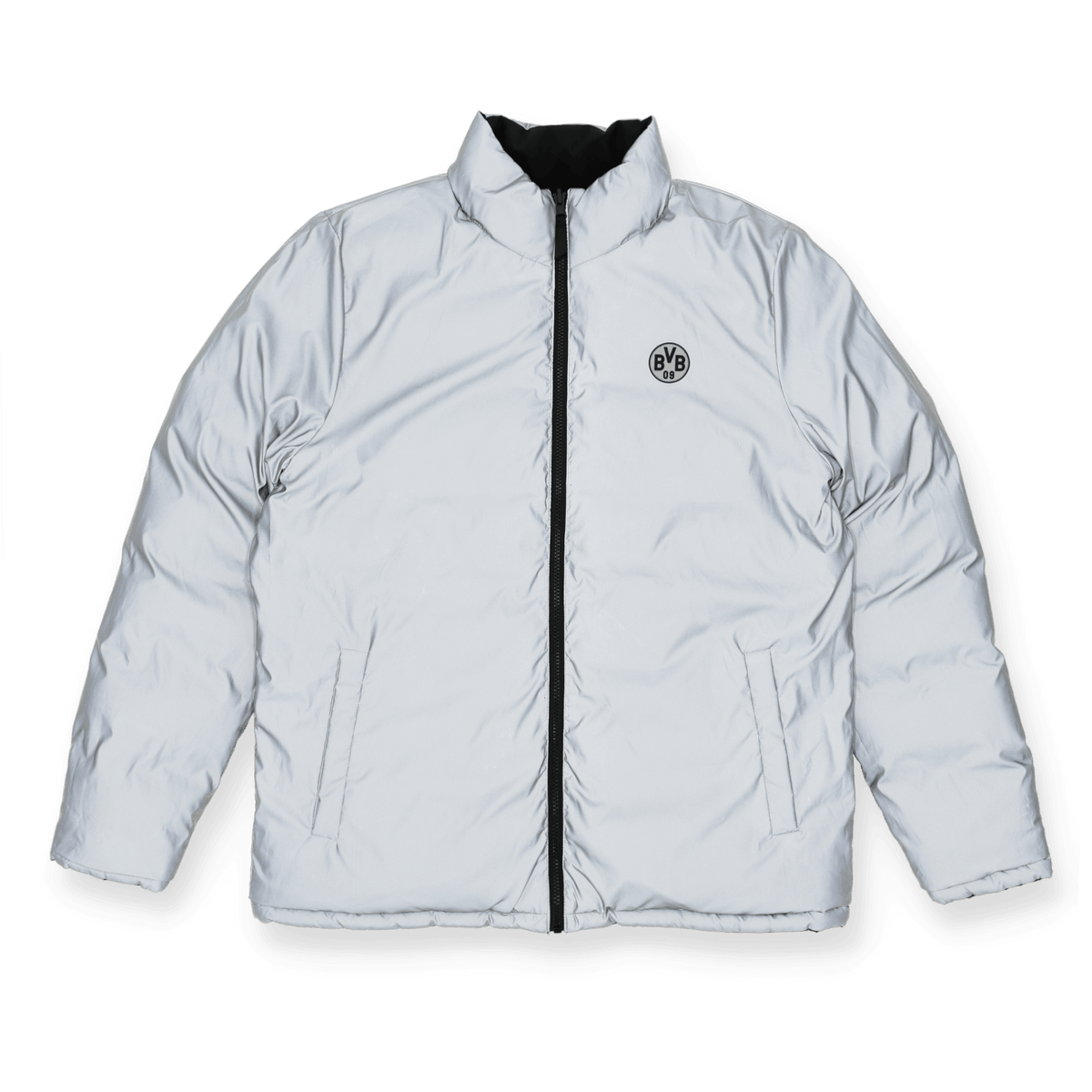 Veste réversible du Borussia Dortmund, couleur argent réfléchissante, avec une fermeture éclair noire et le logo BVB 09 sur la poitrine, idéale pour les supporters et les activités sportives.