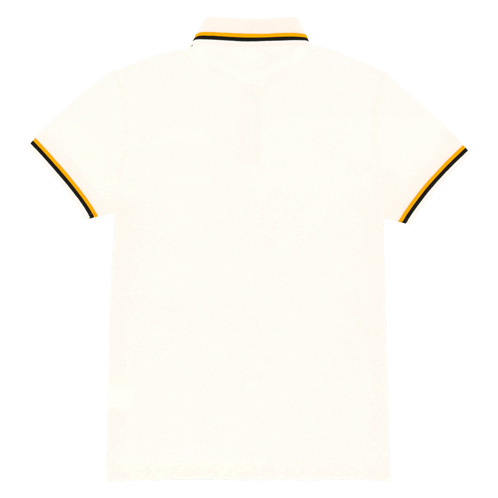 Das weiße BVB-Polo-Shirt mit Kurzarm-Design zeigt schwarzgelbe Akzente am Kragen und den Ärmeln. Perfekt für Fans von Borussia Dortmund.