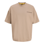 Maglietta beige del BVB “Rote Erde Desert” in cotone, a maniche corte con una discreta scritta “BV.Borussia” sul petto, ideale per i tifosi del Borussia Dortmund.
