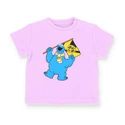 A lilac-colored BVB Sesame Street T-shirt for babies and toddlers, featuring the Cookie Monster holding a black-and-yellow BVB fan flag.