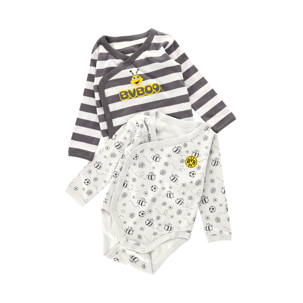 Zweiteiliges BVB Baby Body Set bestehend aus einem grau-weiß gestreiften und einem weißen Body mit Allover-Print und auffälligem BVB-Logo.