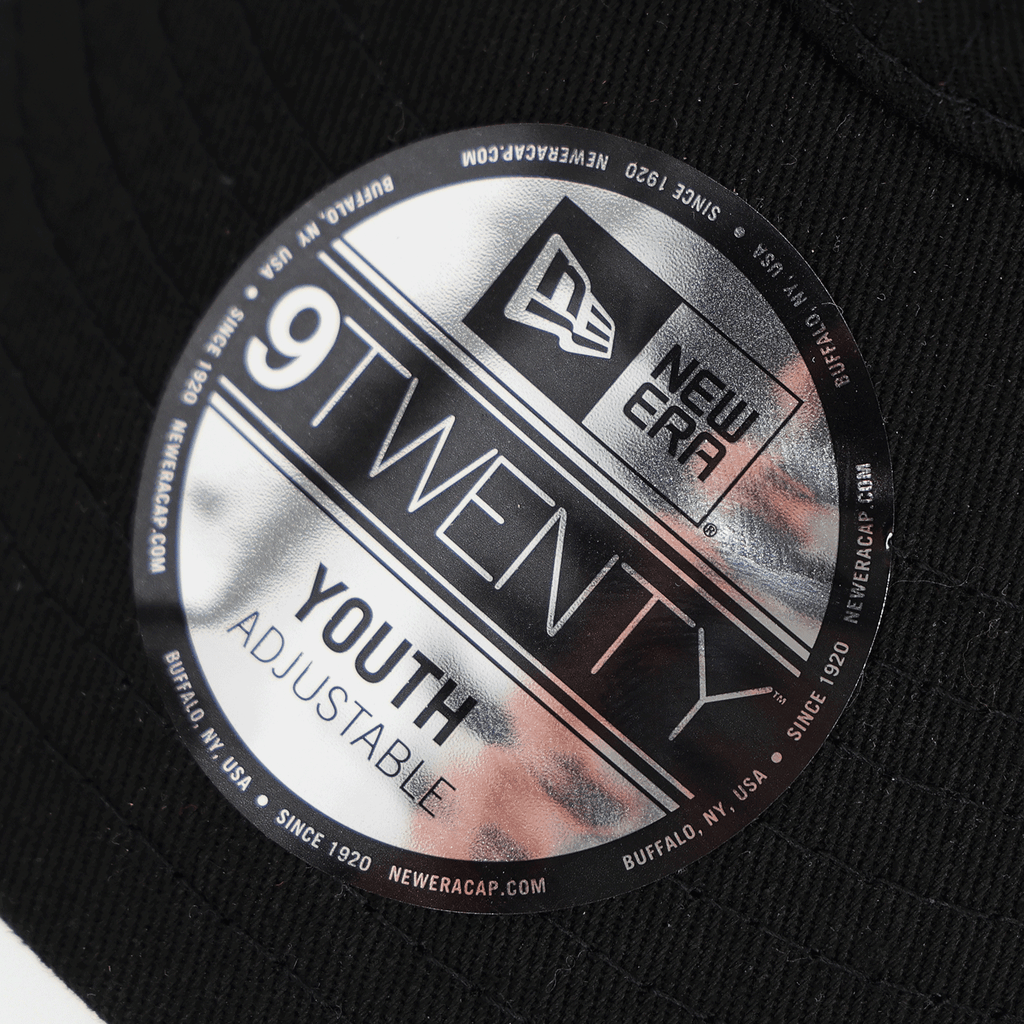 Black-and-yellow BVB New Era 9Twenty College cap, adjustable, designed for kids, ideal as Borussia Dortmund fan merchandise.