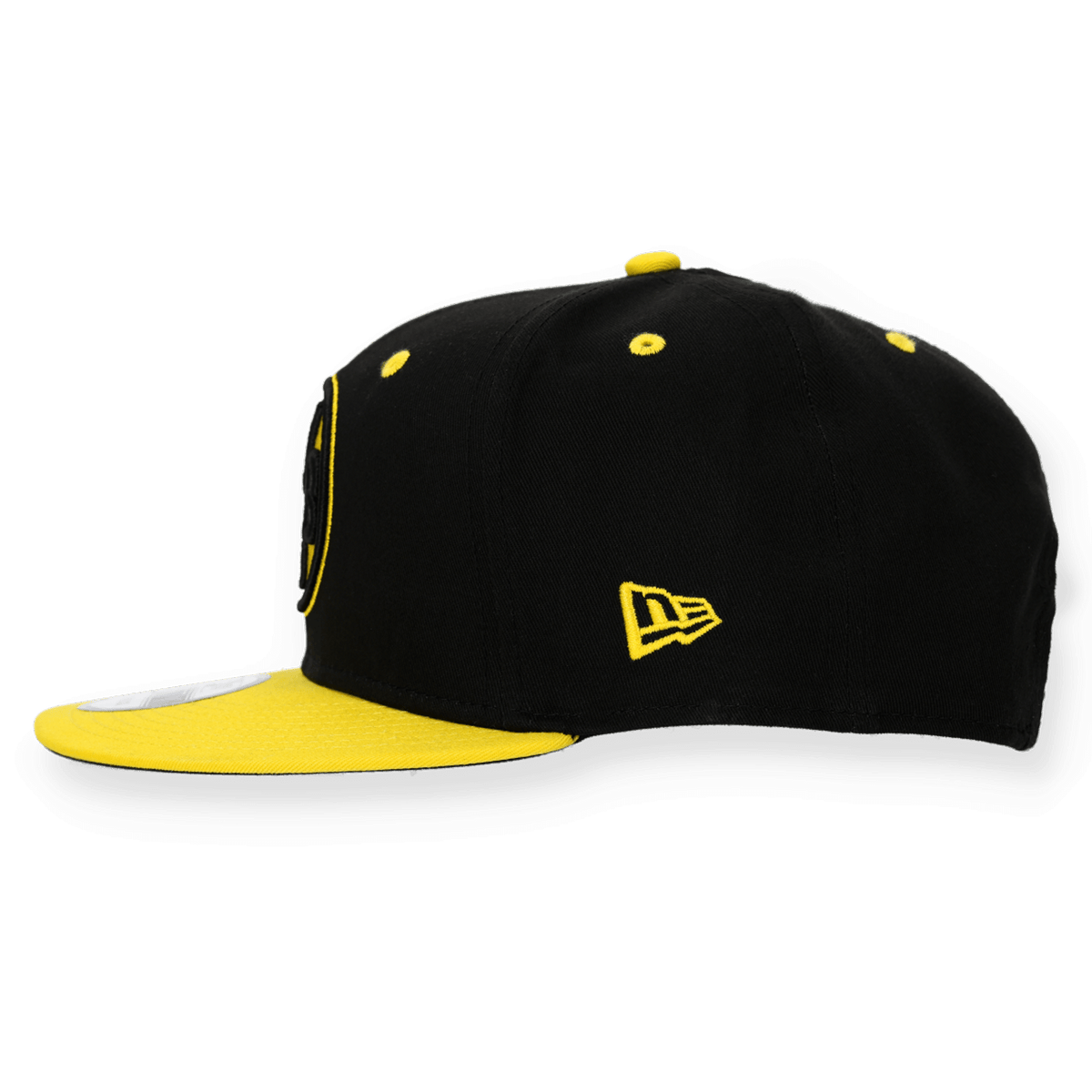 Schwarzgelbe BVB-Cap von New Era in Seitenansicht mit Snapback-Verschluss und BVB-Logo.