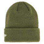 Die olivgrüne BVB Beanie-Mütze im New Era Waffle-Design ist ein stilvoller Fanartikel von Borussia Dortmund und perfekt für kalte Tage.