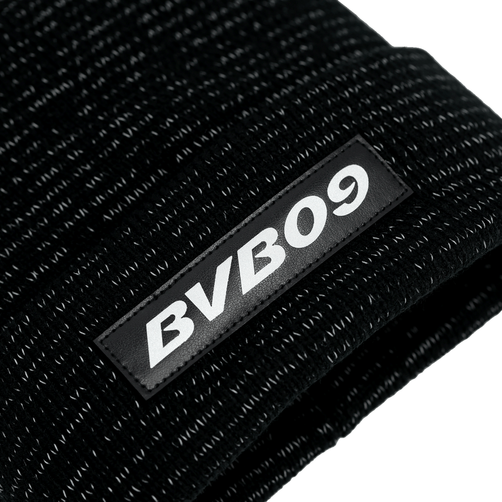 Black BVB children's beanie "Reflective" with an eye-catching BVB09 logo on a reflective stripe, ideal for fans with its modern design
