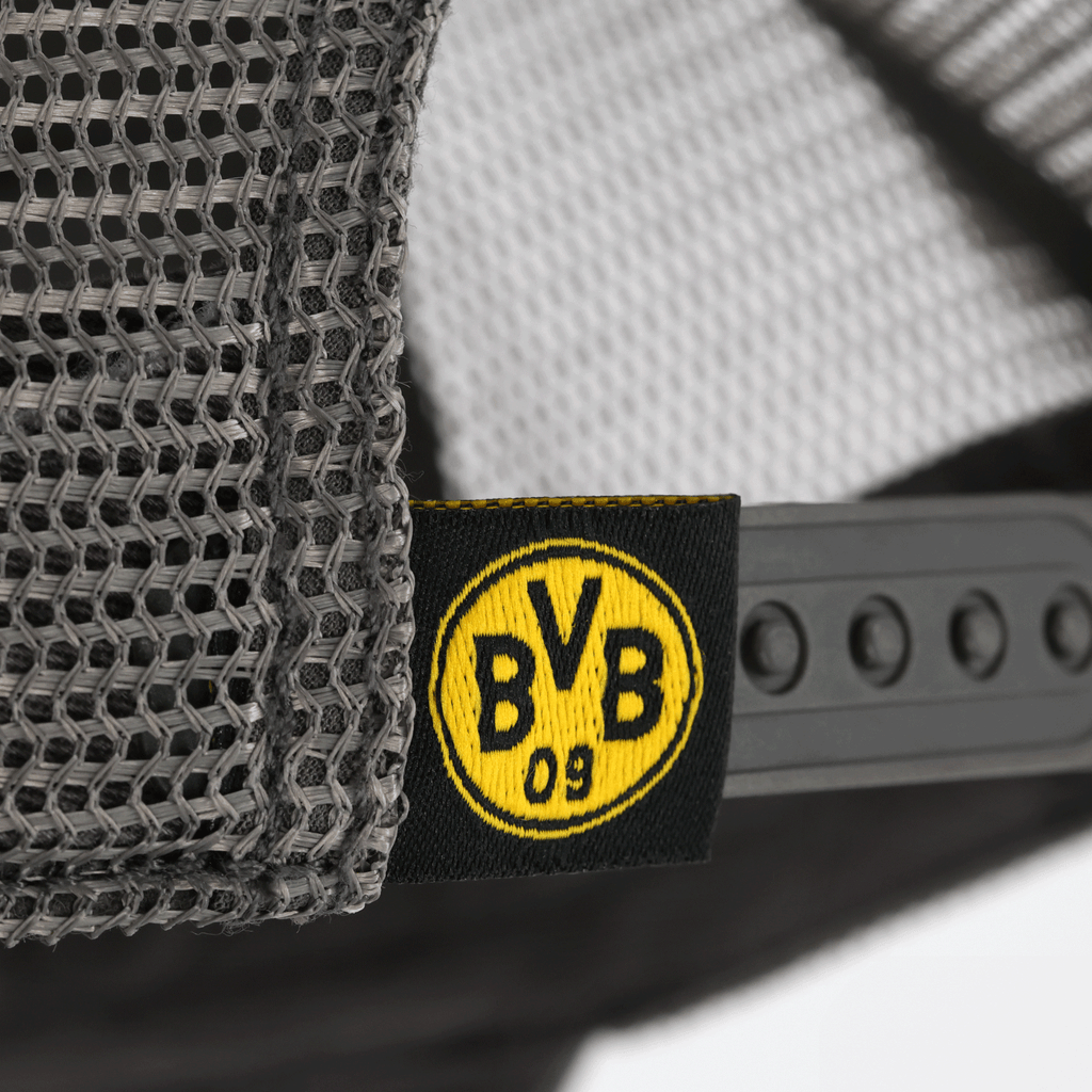 Cappellino nero e giallo del BVB per bambini piccoli con un accattivante design in stile graffiti, tessuto in rete traspirante e chiusura regolabile.