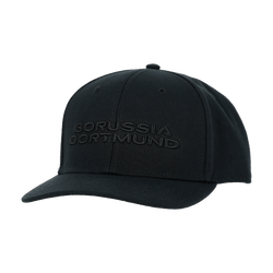 多特蒙德（Borussia Dortmund）时尚黑色Snapback棒球帽，正面饰有高品质刺绣队徽，是球迷和日常休闲的理想之选。