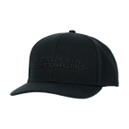 Stylische schwarze Snapback-Cap von Borussia Dortmund mit hochwertigem gesticktem Logo auf der Vorderseite, ideal für Fans und Freizeit.