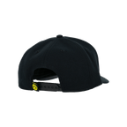 Vista posteriore del cappellino snapback nero del BVB per bambini, con chiusura regolabile e logo giallo del BVB sulla chiusura.