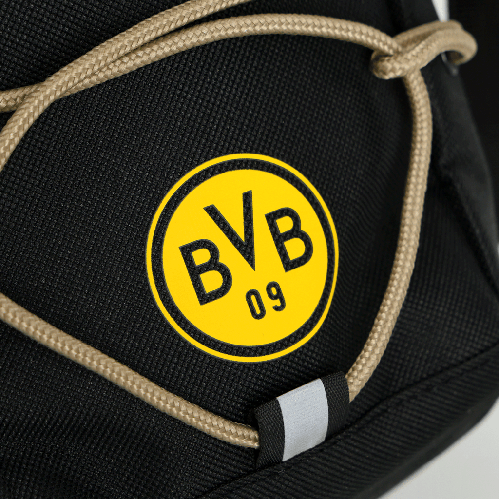 Schwarze BVB-Schultertasche mit gelbem BVB 09-Logo und beiger Kordel, geeignet für Fans des Fußballvereins Borussia Dortmund.
