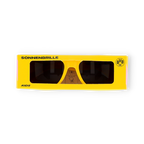 Kindersonnenbrille in schwarzgelb mit BVB-Logo, präsentiert in passender gelber Verpackung.