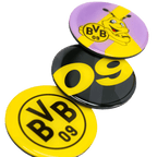 一套三枚多特蒙德（BVB）磁贴，采用黑黄配色设计，包含EMMA图案和俱乐部徽标，是球迷的高品质周边产品。