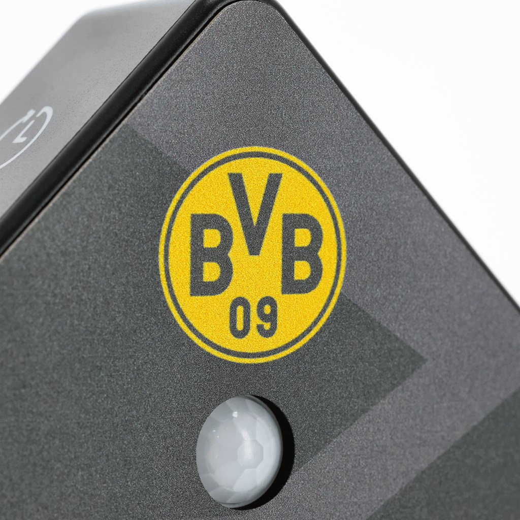 Schwarzer Sensor mit BVB-Logo in gelb und schwarz in Detailansicht.