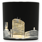Großes schwarzes BVB-Windlicht mit dekorativem Skyline-Motiv von Dortmund, ideal als Accessoire oder Geschenk für Fans.