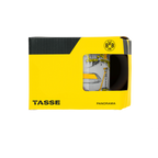 BVB Tasse mit detailliertem Panorama-Design in schwarzgelber Verpackung, ideal für alle Fans von Borussia Dortmund.