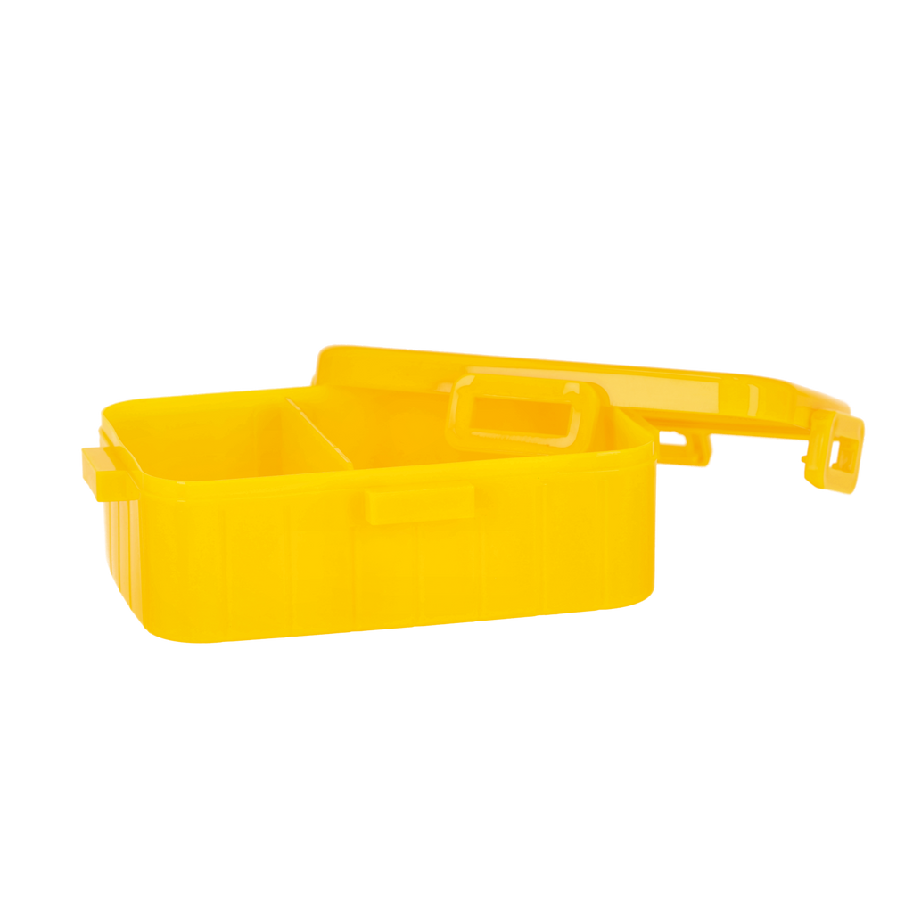 Une boîte à goûter BVB noire et jaune, dotée de deux compartiments séparés et d'une fermeture à clapet pratique, idéale pour les pauses et les collations.