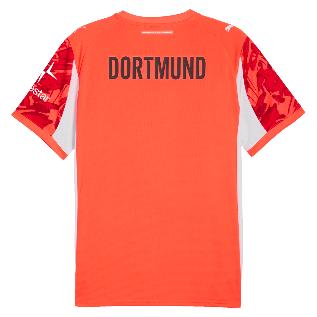 Rote Rückansicht des BVB-Torwarttrikots für die Saison 2025/26 mit Dortmund-Schriftzug und auffälligen Ärmeldetails in Rot und Weiß.